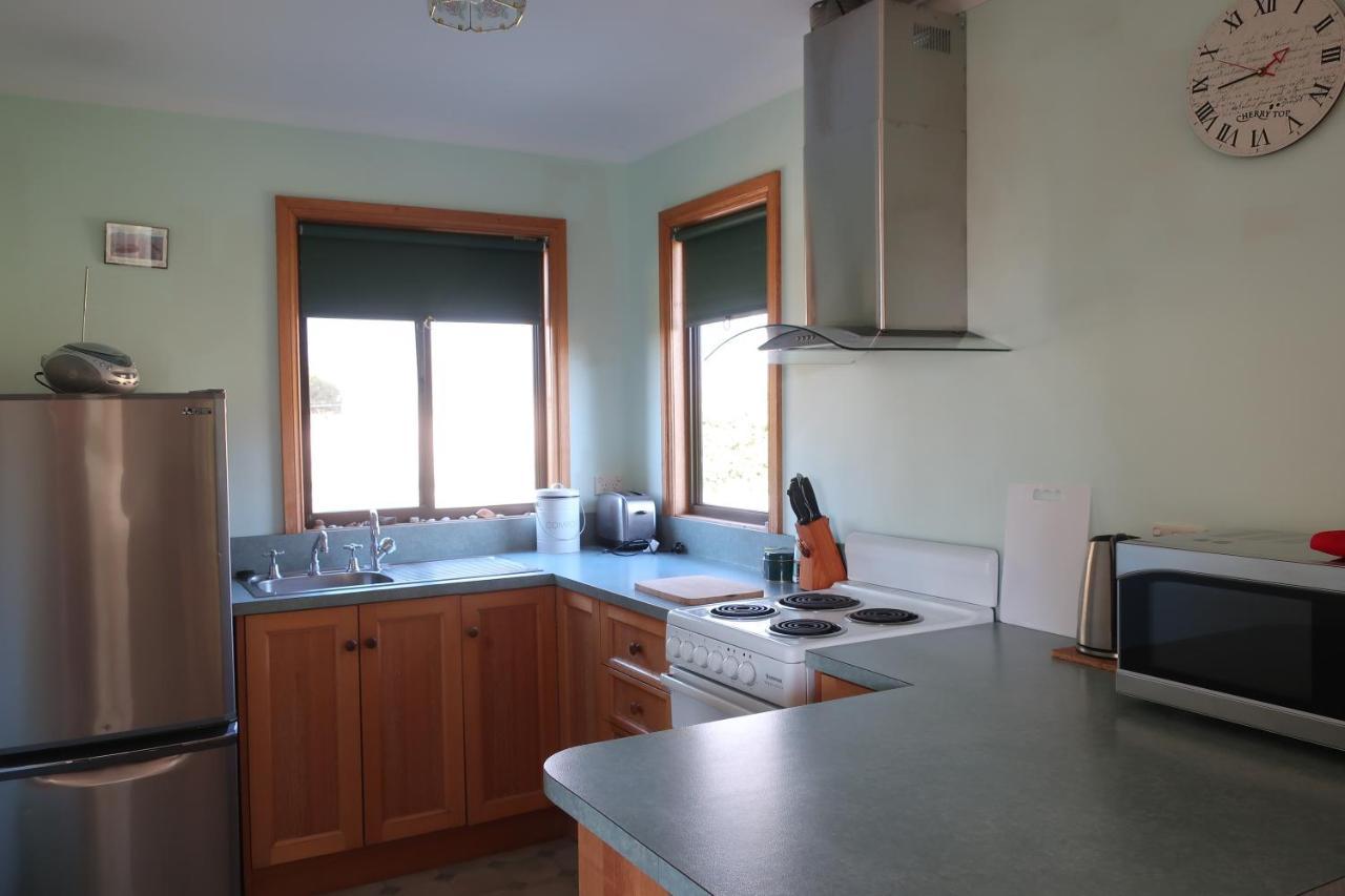 Cherry Top Farmstay - Boutique Eco Village Lilydale エクステリア 写真