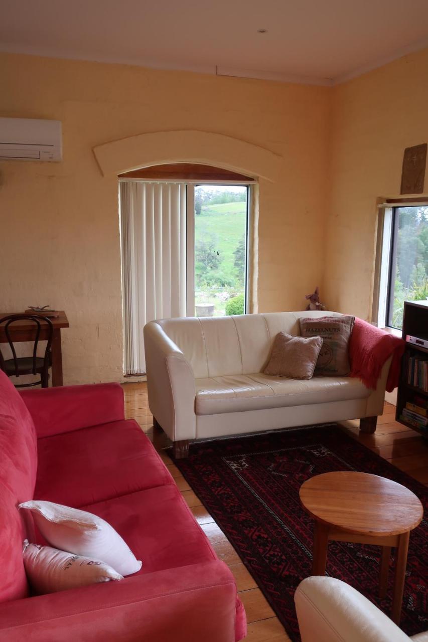 Cherry Top Farmstay - Boutique Eco Village Lilydale エクステリア 写真